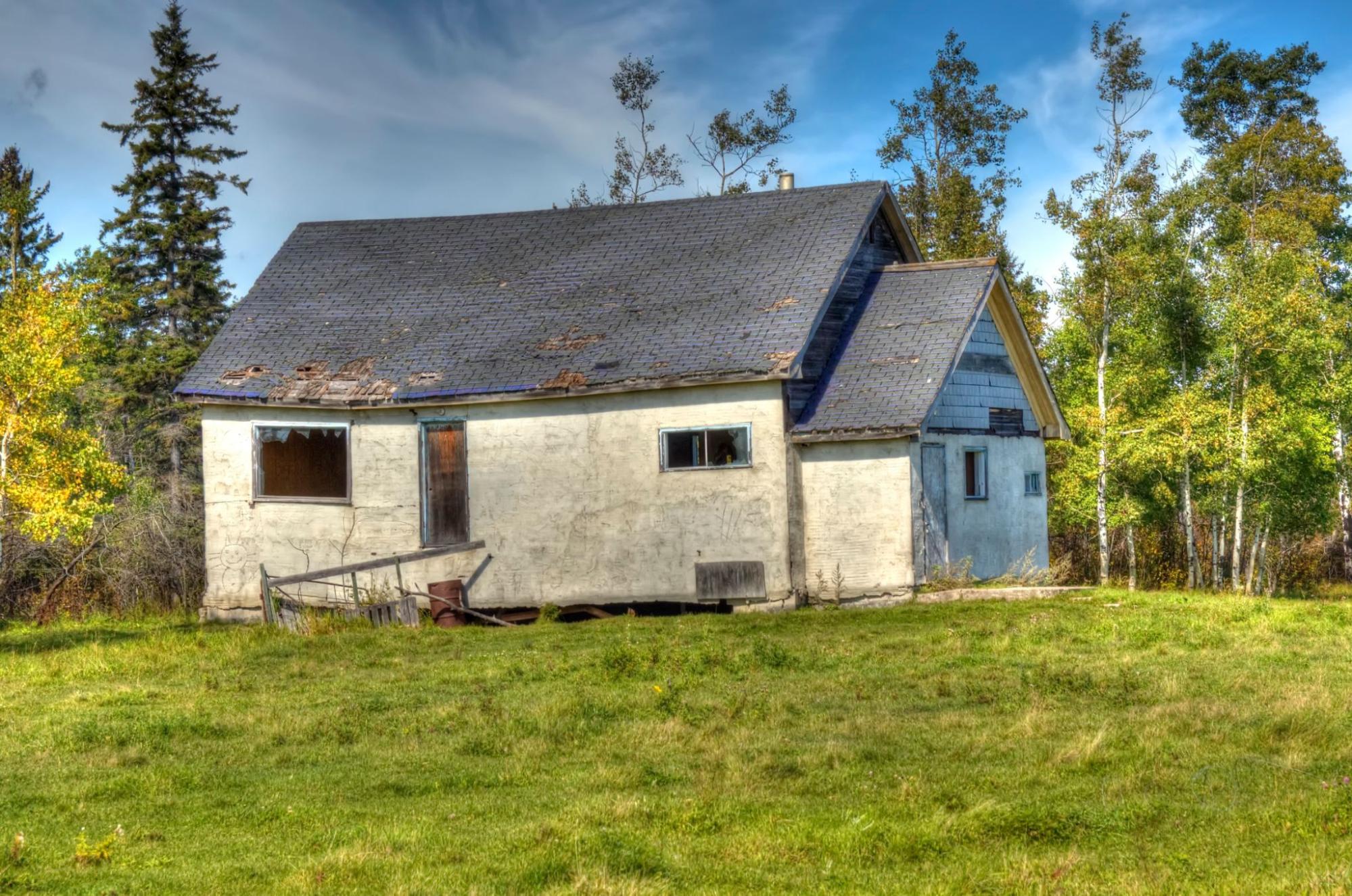 Selling a Las Vegas House with Foundation or Soil Heave Issues: How Cash Buyers Evaluate Risk