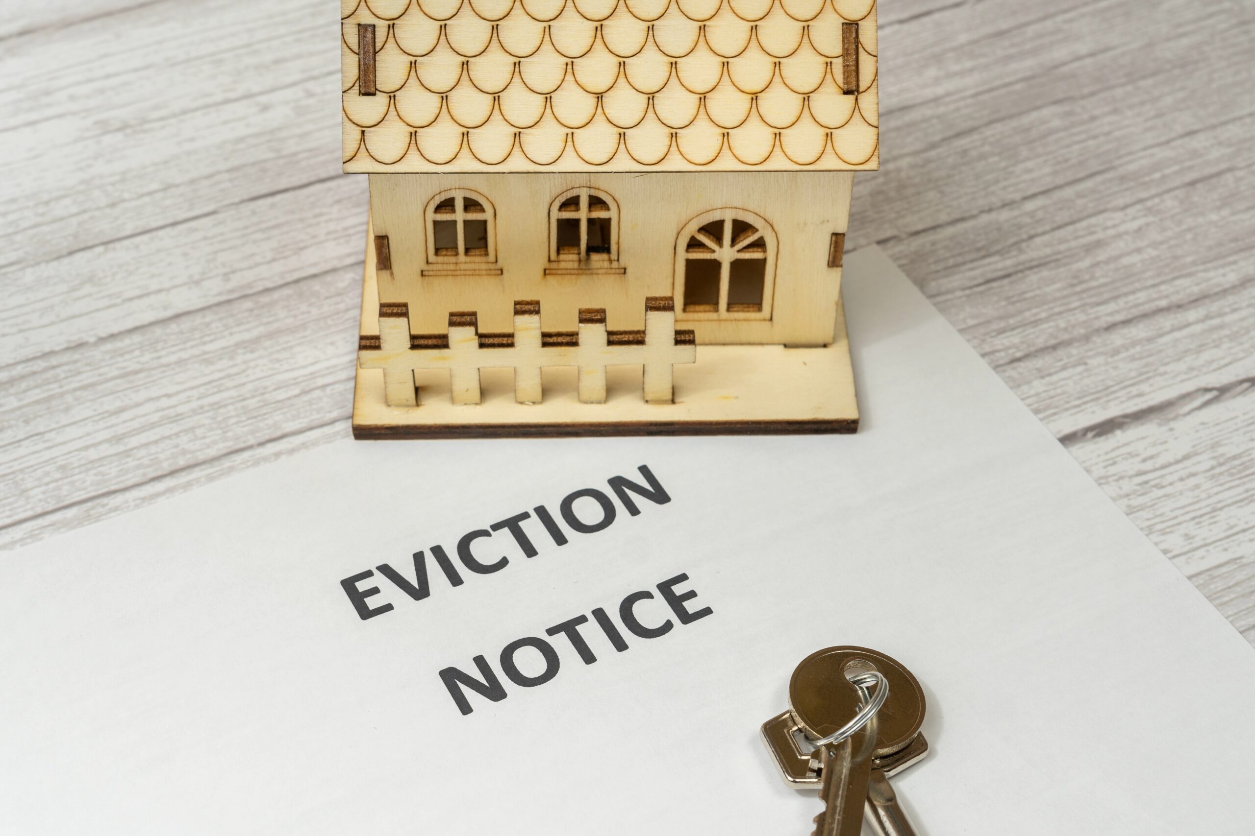 Selling a House After Tenant Eviction: Why Cash Offers Simplify the Process in Las Vegas